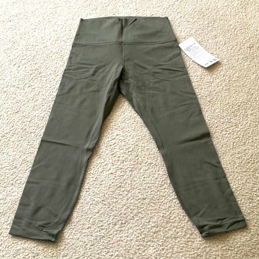 Lululemon Align HR Crop 23” leggings